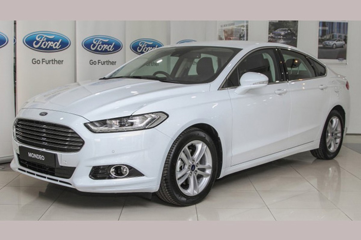 Soi Ford Mondeo “dai ha gia” gan 100 trieu tai Anh